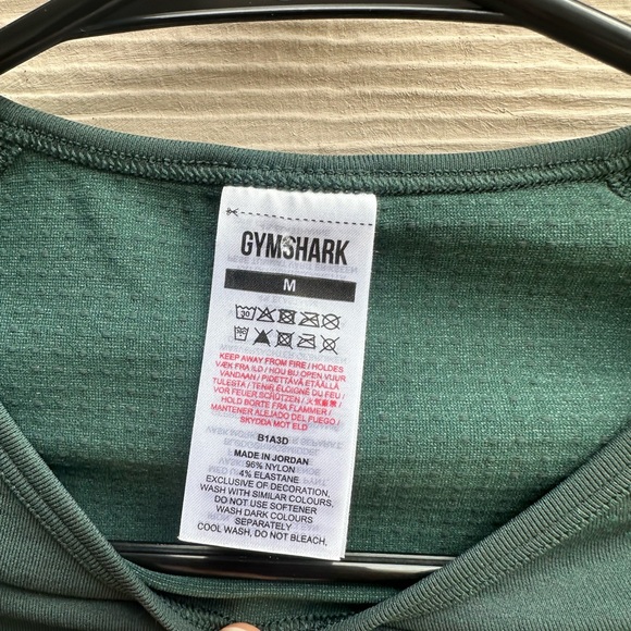 Gymshark Womens Green Cropped Long Sleeve Activewear Top Sz Medium (C20) - Picture 6 of 8